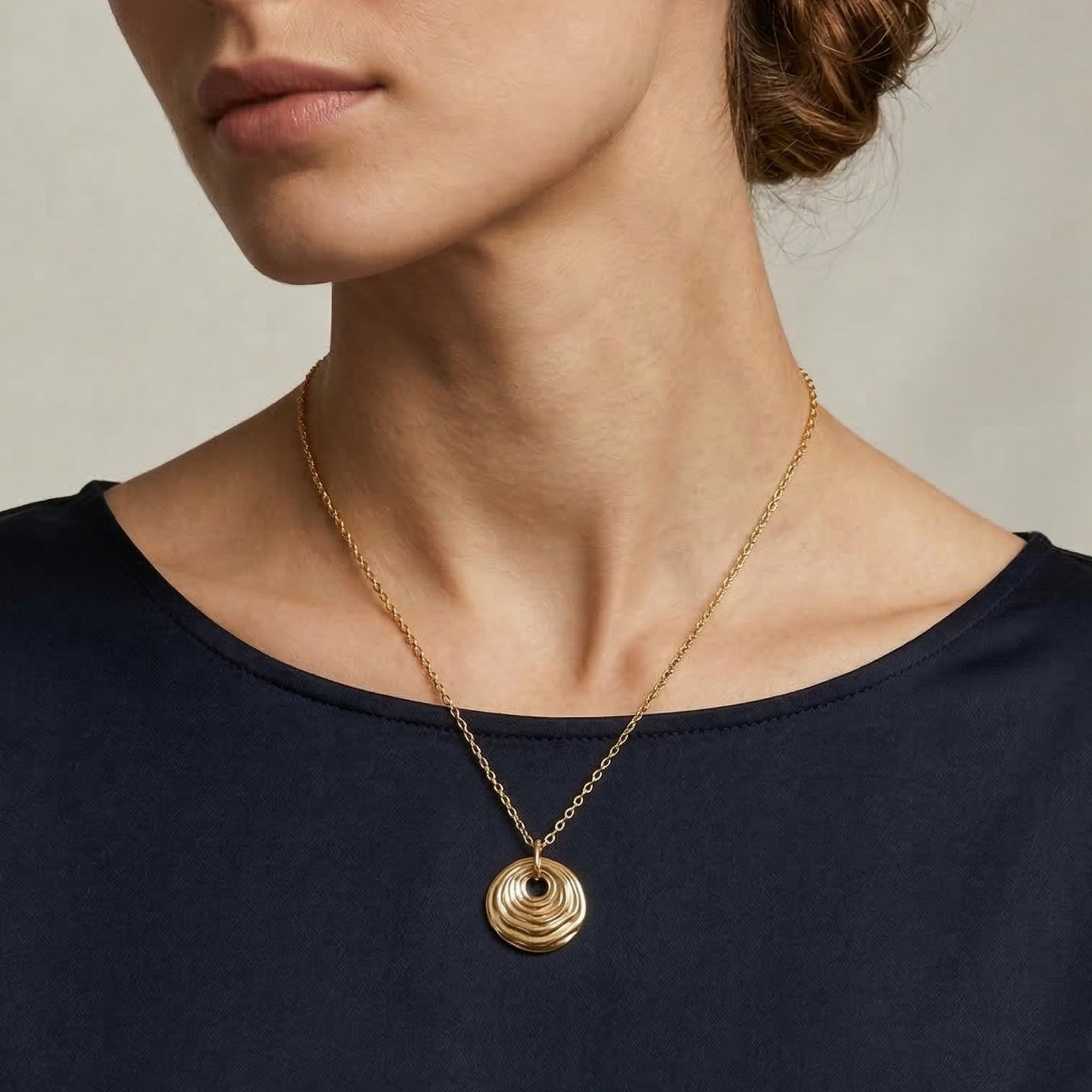 Lyra Circle Necklace