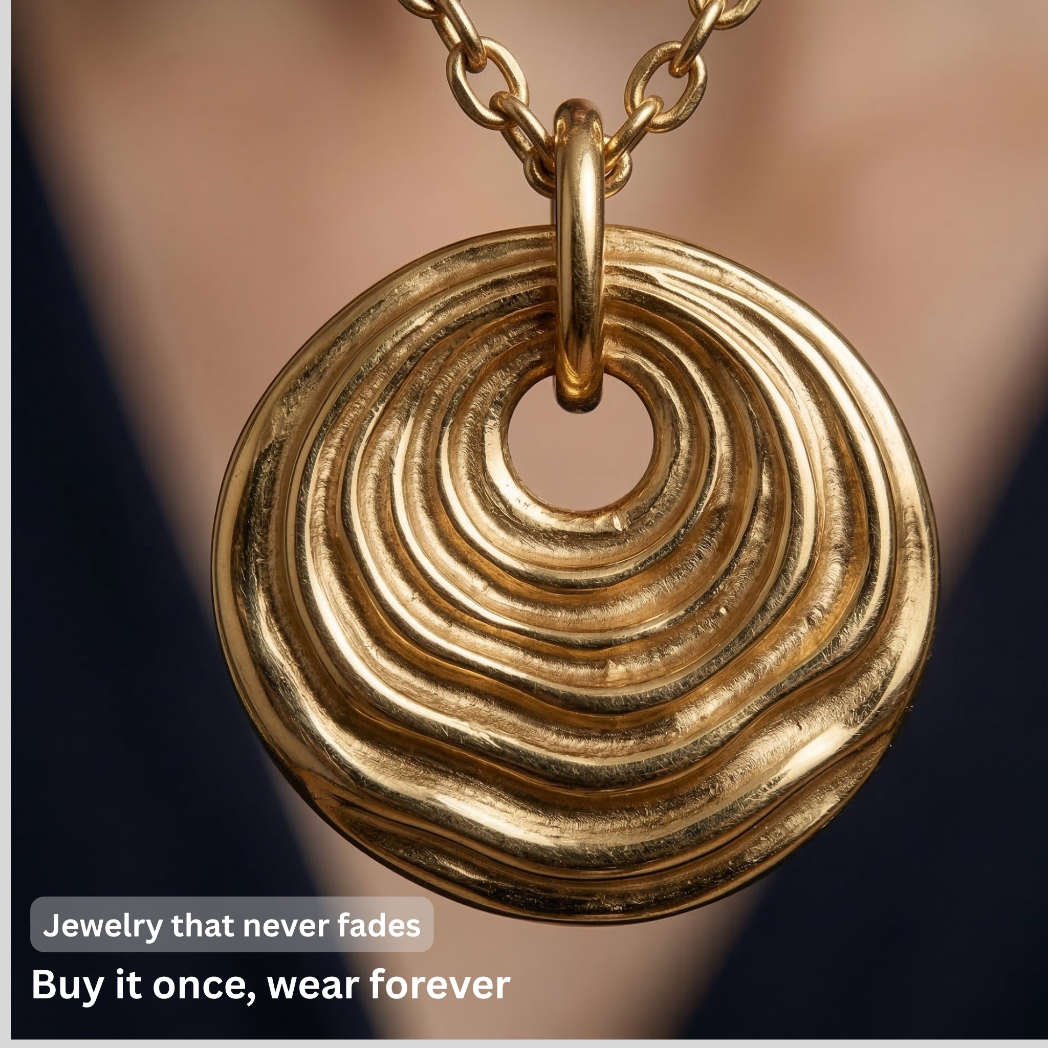 Lyra Circle Necklace