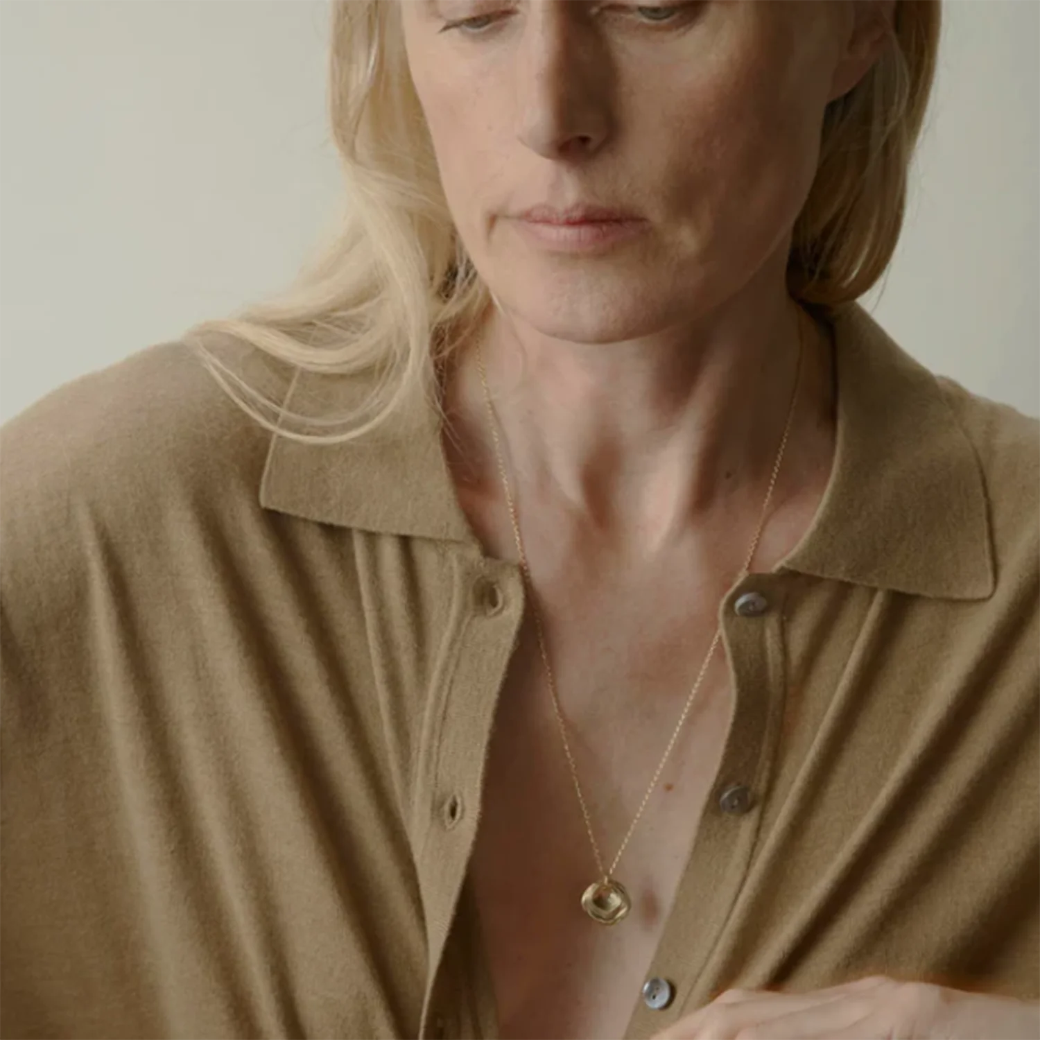 Lyra Circle Necklace