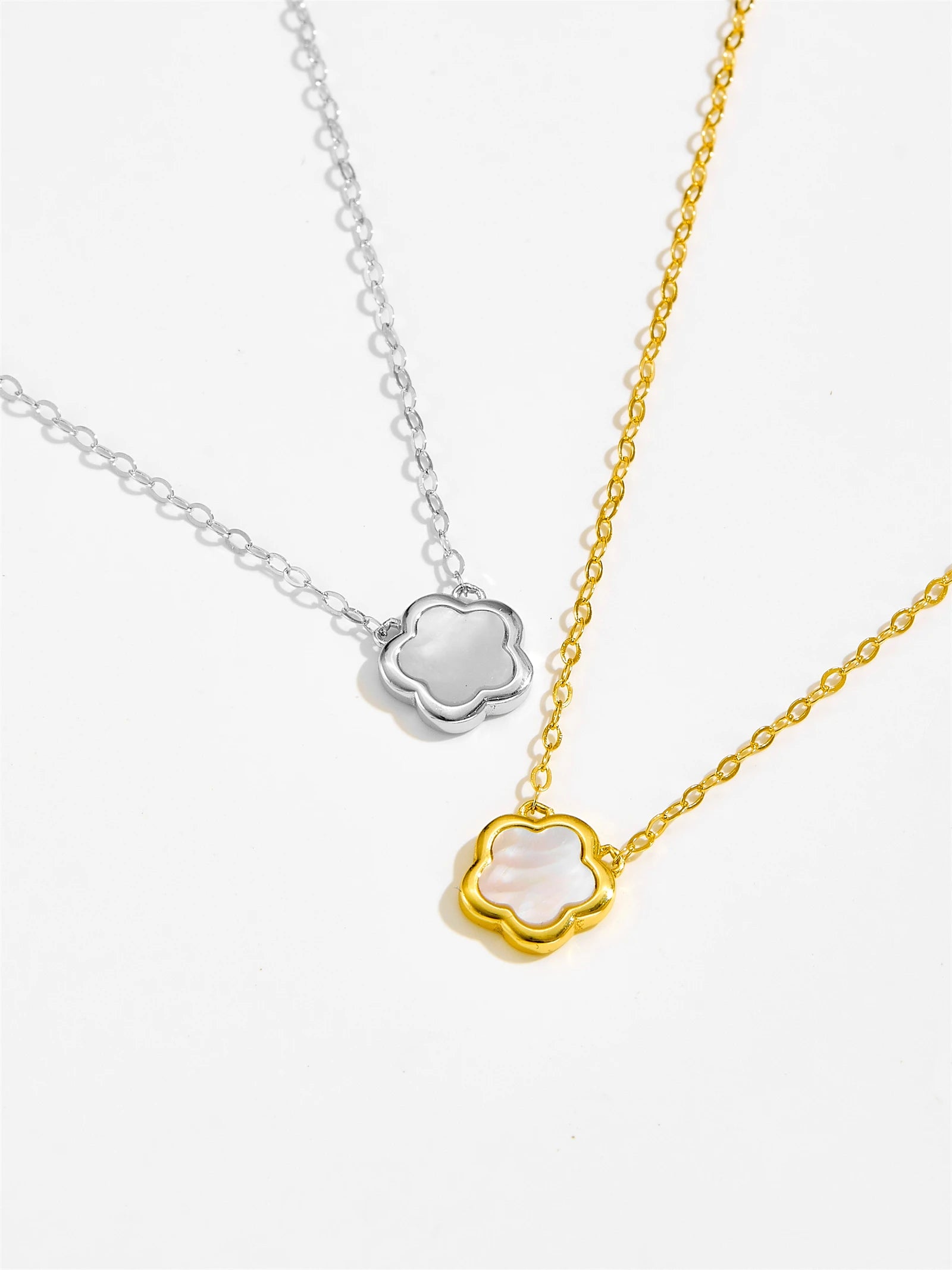 Floral Pendant Necklace