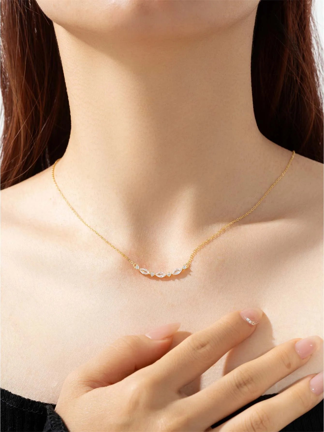 Emani Pendant Necklace