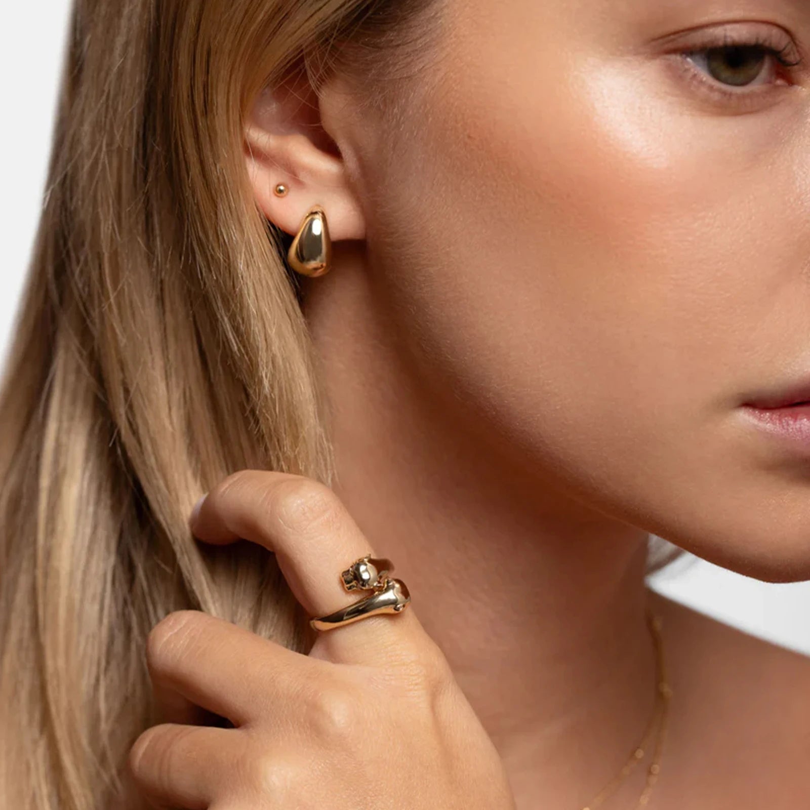 Primo Classic Stud Earrings