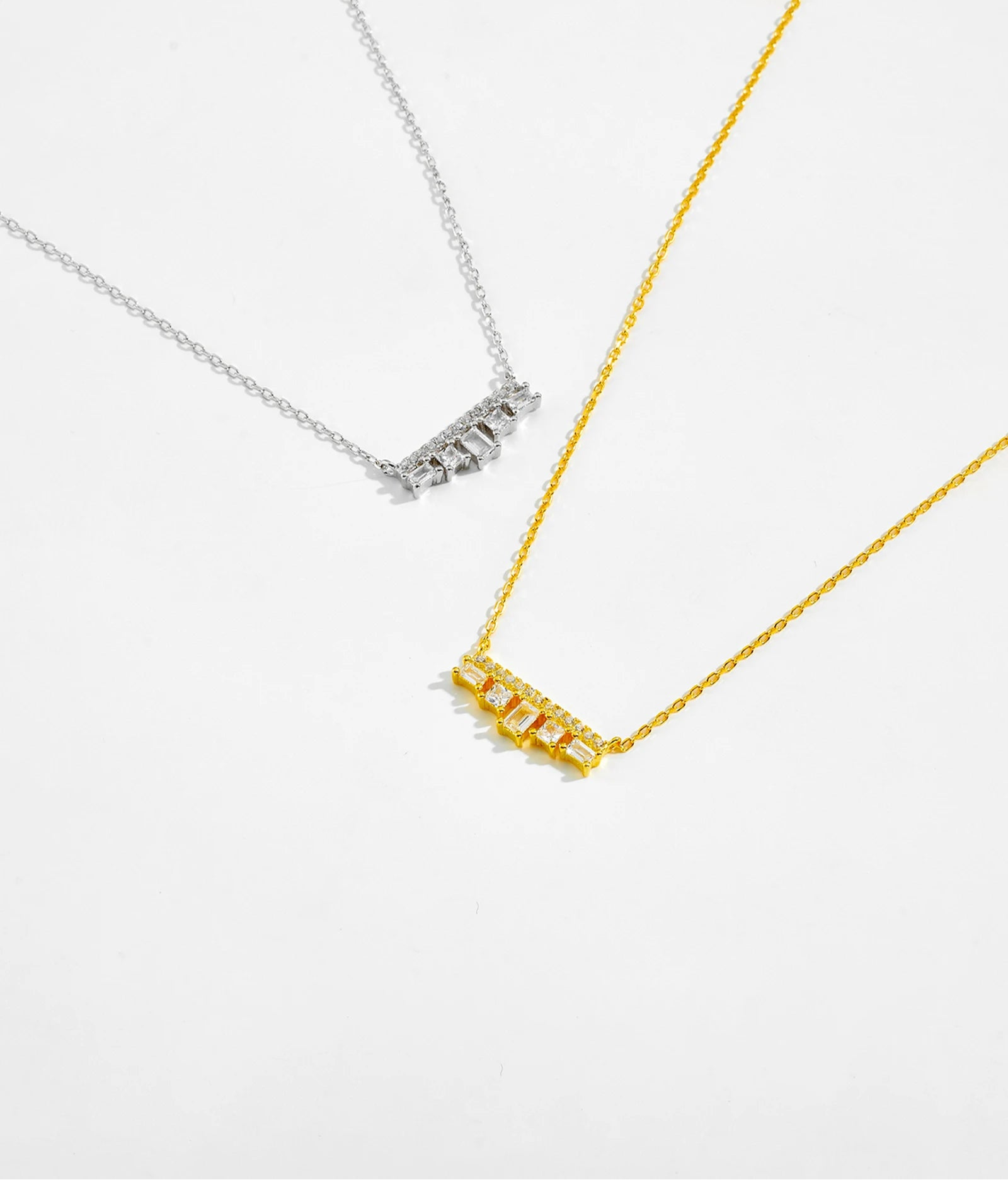 liya Square Necklace