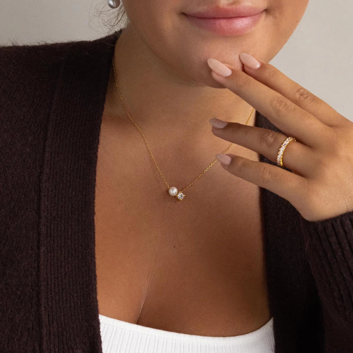 Dainty Pearl Necklace