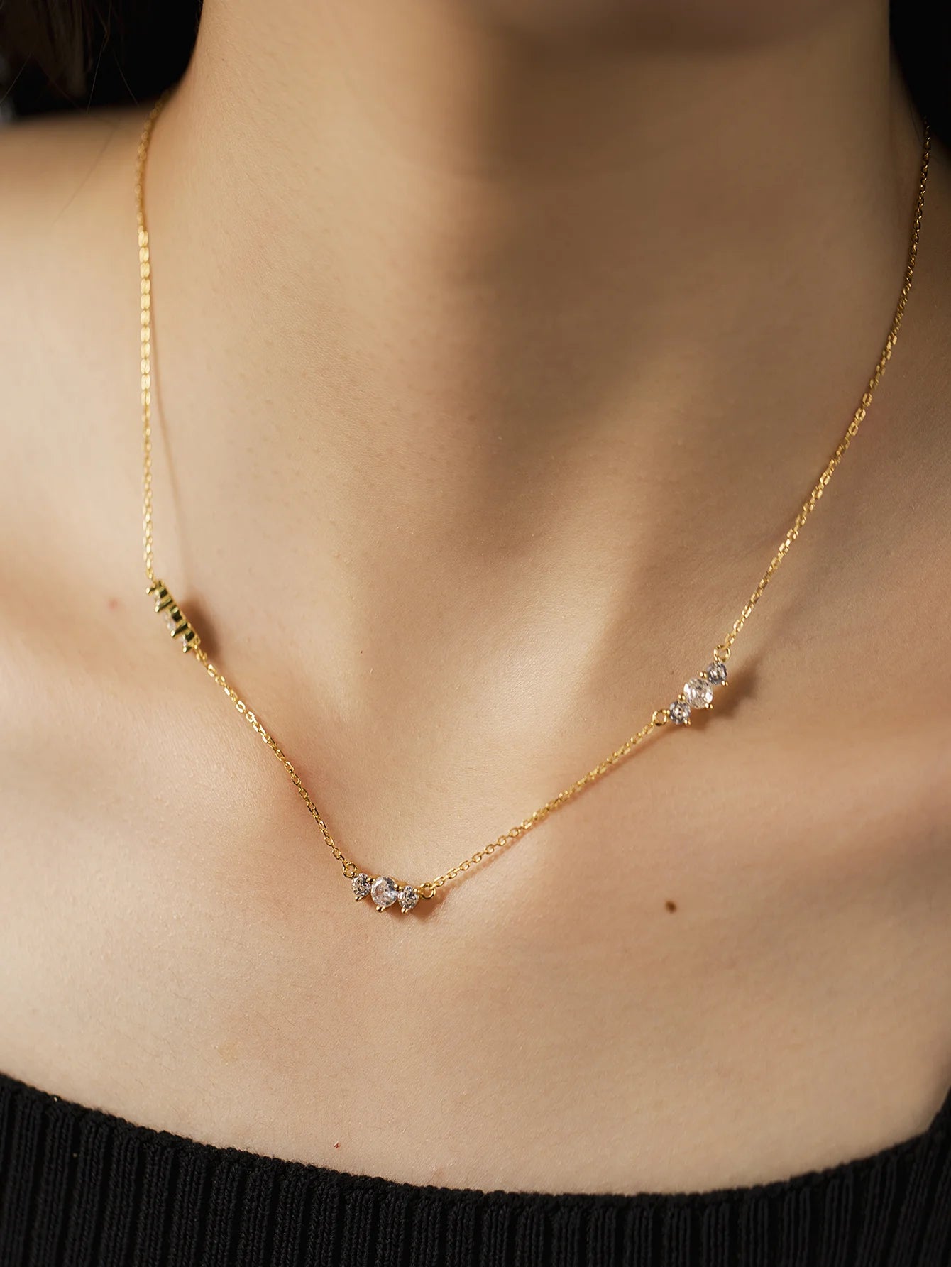 Elira Elegant Necklace