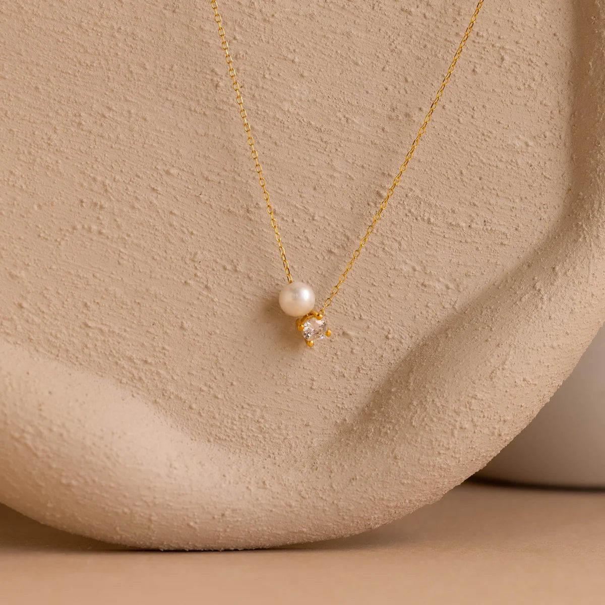 Dainty Pearl Necklace