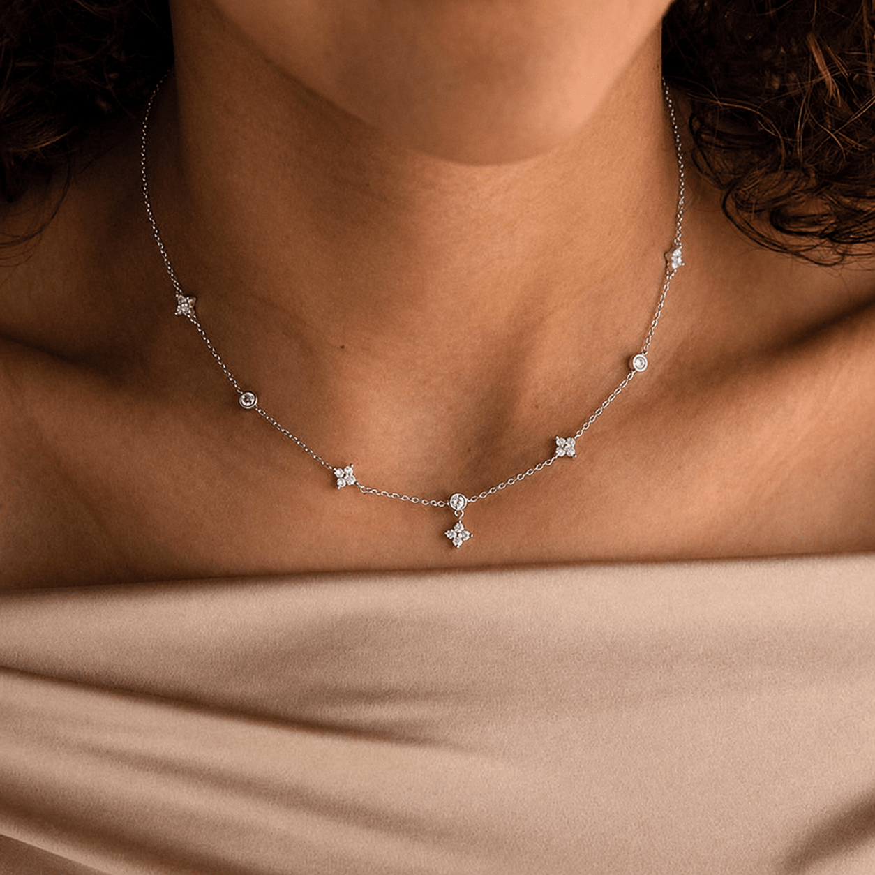 Ivy Clover Necklace - Ella Maison