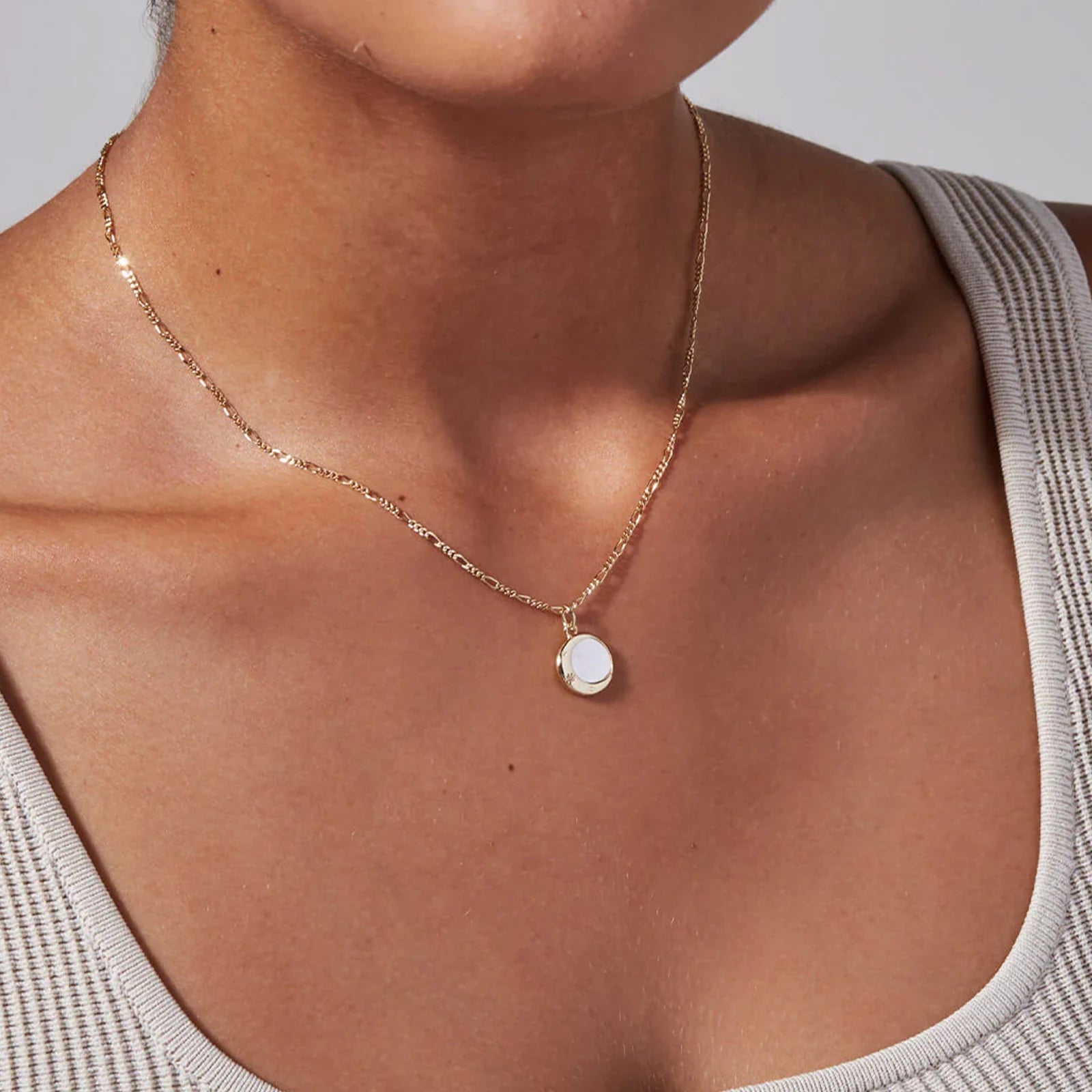 Moon Pendant Necklace - Ella Maison