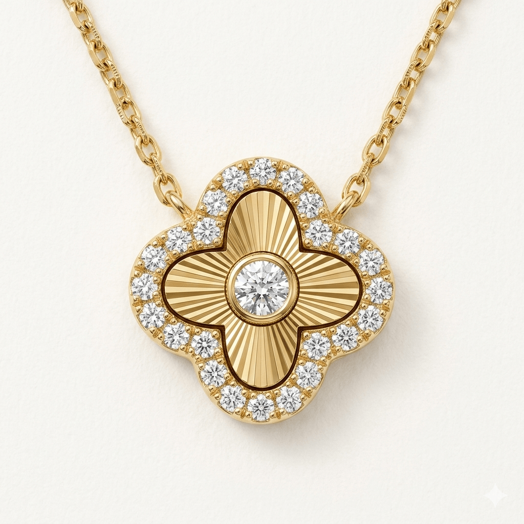 Pave Clover Necklace - Ella Maison